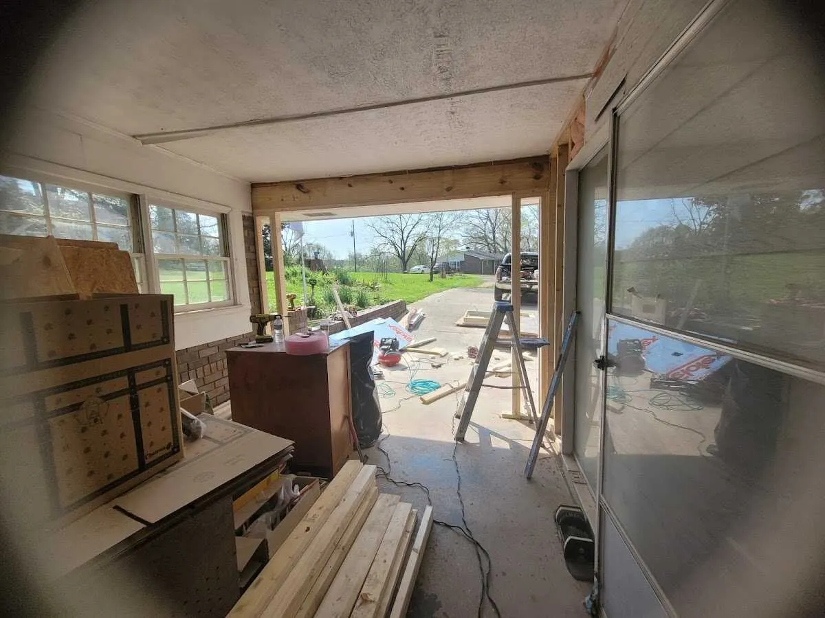 Air movers and dehumidifier for Water Mitigation Services in Washougal